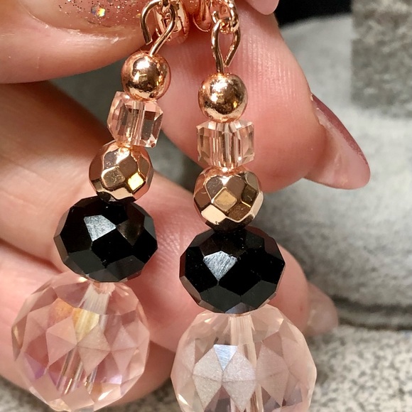 ⭐️🎁Large pink balls and Swarovski earring -rose gold lever back -classic look - Picture 6 of 10